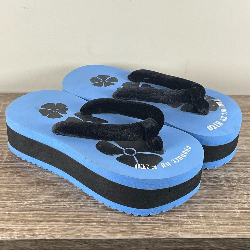 Y2K Foam Platform Flip Flops Thong Sandals - Size 8